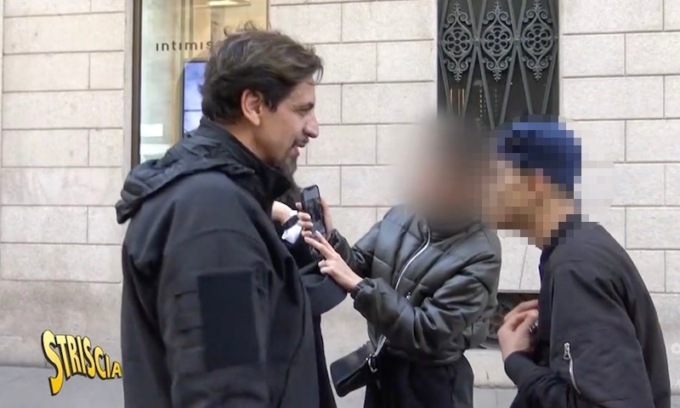 Borseggiatrici della metro, Staffelli risponde alla consigliera comunale: “Finora gli aggrediti siamo noi”