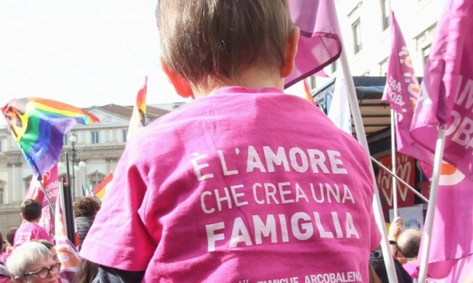 Riconoscimento figli tre coppie arcobaleno: i pm di Milano ricorrono in appello