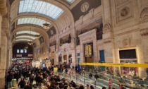 Deraglia un treno a Firenze e la stazione Centrale di Milano va in tilt: decine di treni cancellati