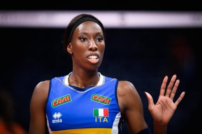 Dopo le polemiche, Paola Egonu torna in Italia e firma con la Vero Volley Milano (che era a Monza)