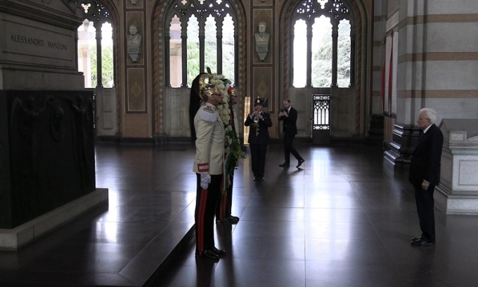 Il Presidente Mattarella a Milano per i 150 anni della morte di Alessandro Manzoni