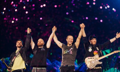 I Coldplay omaggiano Milano cantando a sorpresa "O mia bela Madunina"