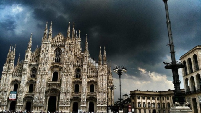 Forti temporali in arrivo a Milano, scatta l’allerta gialla