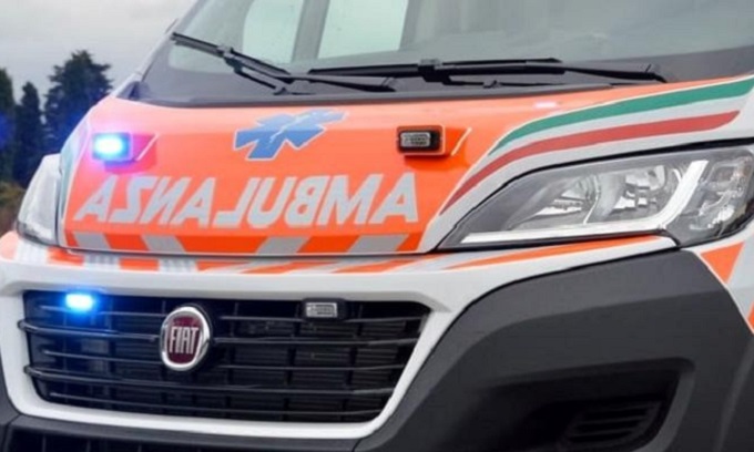 Milano Enne Accoltellato Al Volto E Alla Schiena Dopo Una Lite