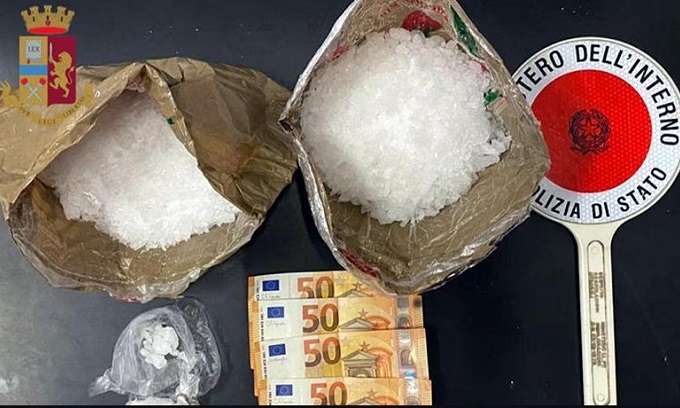Arresti a Milano per spaccio di shaboo e furti nei negozi