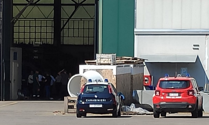 Operaio muore risucchiato da una ventola industriale