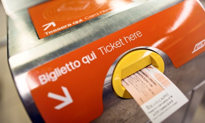 Aumenti biglietti Atm, il Comune di Milano promette: “Proteggeremo i milanesi”
