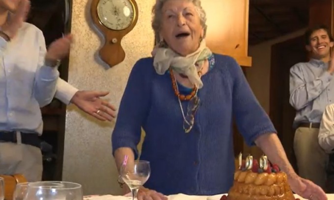 200 anni di vita in due: Ambrogino d’Oro a due gemelle milanesi