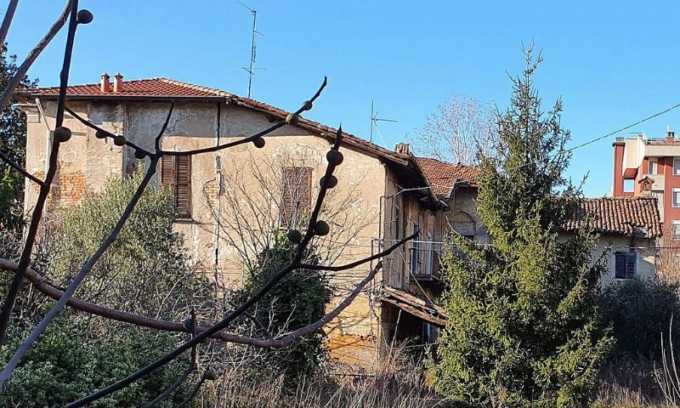 Crollo alla cascina Colombini, fino al 31 ottobre modifiche alla viabilità e niente bus
