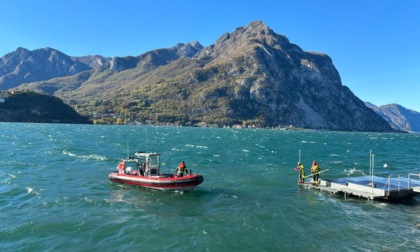 Cade nel lago e sparisce nelle acque, 13enne dell'hinterland milanese in gravissime condizioni