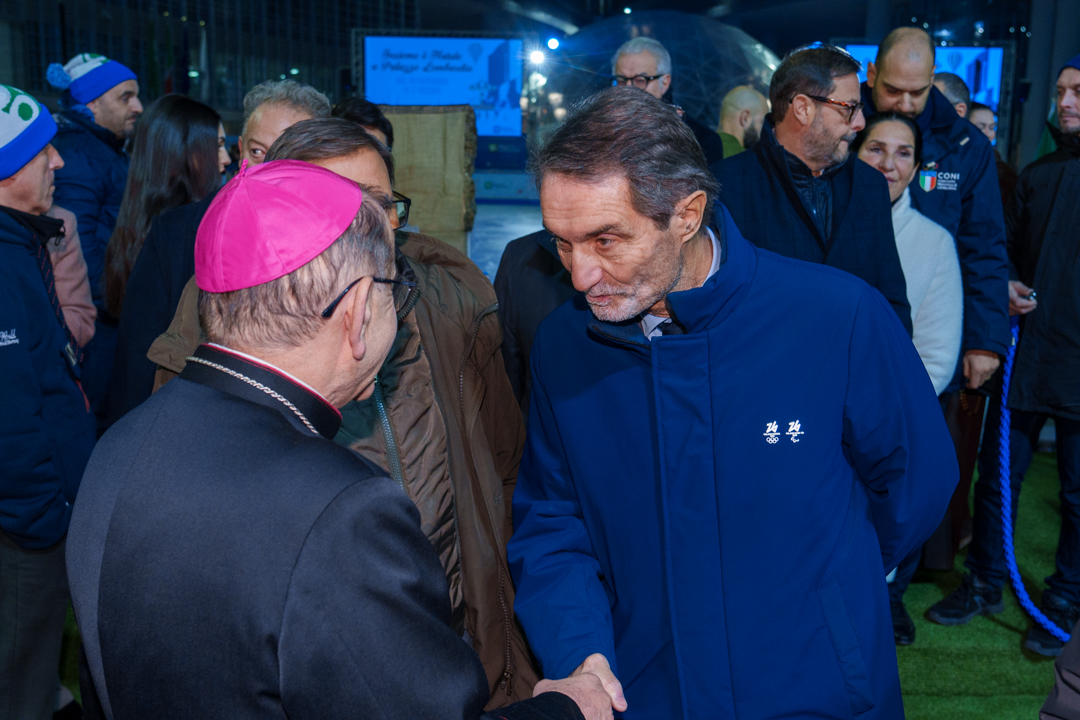 NATALE, DELPINI E FONTANA A INAUGURAZIONE INIZIATIVE PALAZZO LOMBARDIA (FOTO 1)