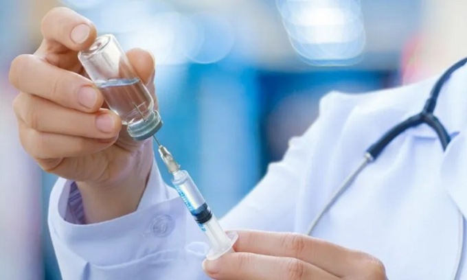 Lombardia, partite le vaccinazioni (gratuite) contro l’influenza e anti Covid
