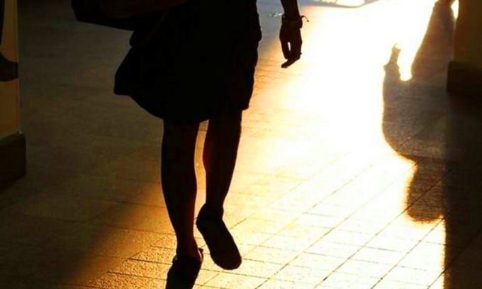 Perseguita l’ex fidanzata e le brucia l’auto: 41enne arrestato nel milanese