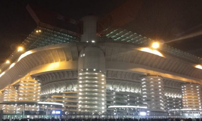 Inter-Juventus: dopo la partita bombe carta contro la polizia: 2 arresti e 50 daspo