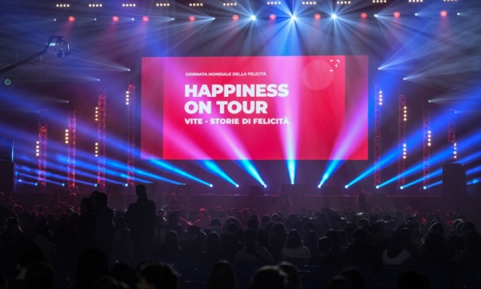 Giornata Mondiale della Felicità: grande festa al Forum di Assago per oltre 10mila studenti per “Happiness on tour”