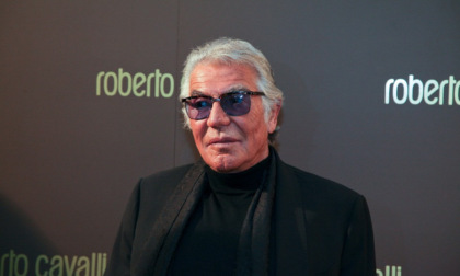 Muore a 83 anni lo stilista Roberto Cavalli, il presidente Fontana: "Ha fatto di Milano un punto di riferimento"