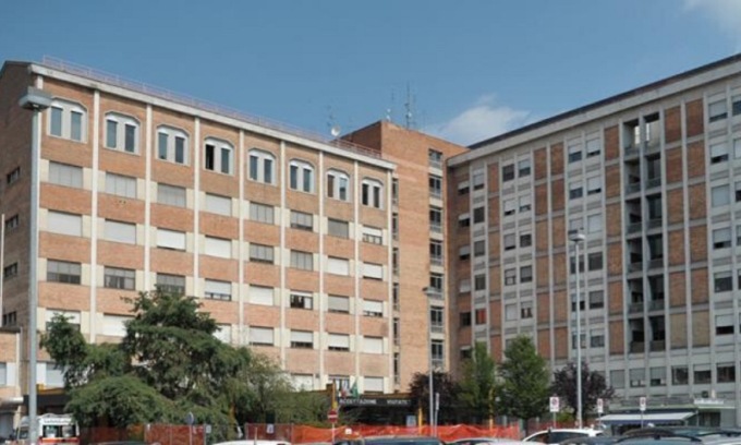 Orrore al pronto soccorso: ventenne denuncia una violenza sessuale, poi si lancia dalla finestra e muore