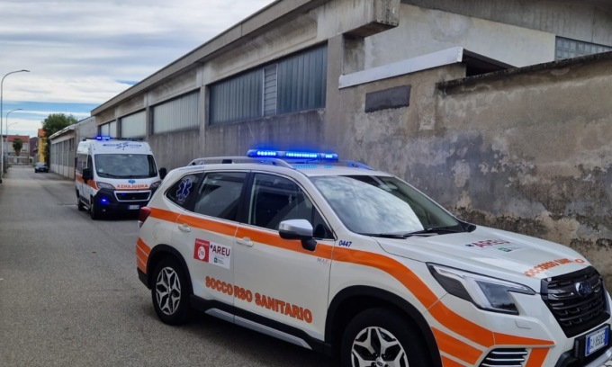 Un altro grave infortunio sul lavoro nell’hinterland milanese: un uomo di 68 anni investito dal muletto