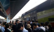 Un guasto al Passante ferroviario di Milano paralizza la circolazione dei treni