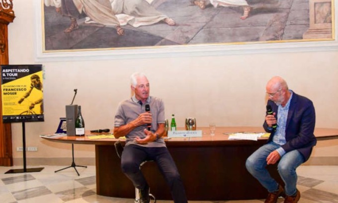 Tour de France, a Piacenza l’incontro con Francesco Moser