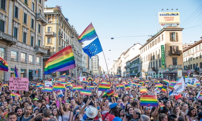 Milano Pride 2024, sabato 29 giugno la parata finale e il grande evento all’Arco della Pace
