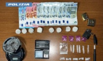 Droga nascosta in penne e cerotti: 32enne arrestato dalla polizia