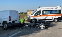 Un motociclista di 23 anni muore in un tragico schianto sulla strada provinciale nel sud milanese
