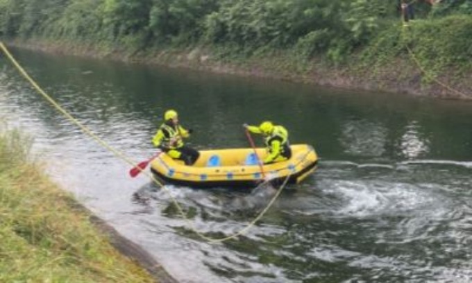 Recuperato dai vigili del fuoco il cadavere di un uomo dalle acque di un canale nel milanese