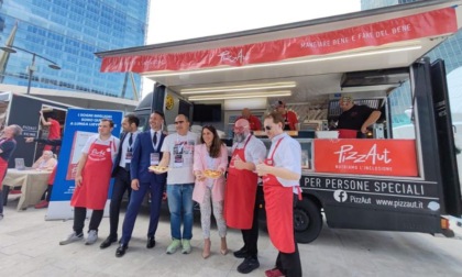 Inaugurato il food truck di PizzAut: 120 assunzioni entro il 2028