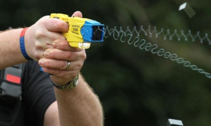 Da novembre la Polizia Locale potrà usare il taser