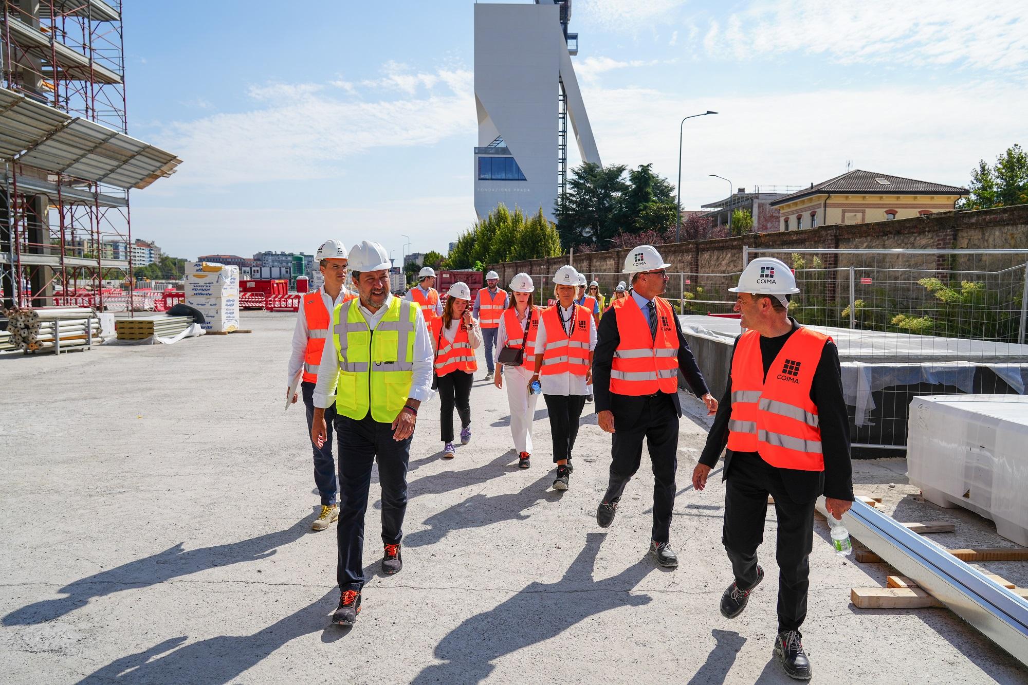 OLIMPIADI, SALVINI VISITA CANTIERE VILLAGGIO SCALO ROMANA (FOTO 1)