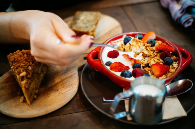Mangiare sano: gli alimenti che ottimizzano il benessere fisico e mentale