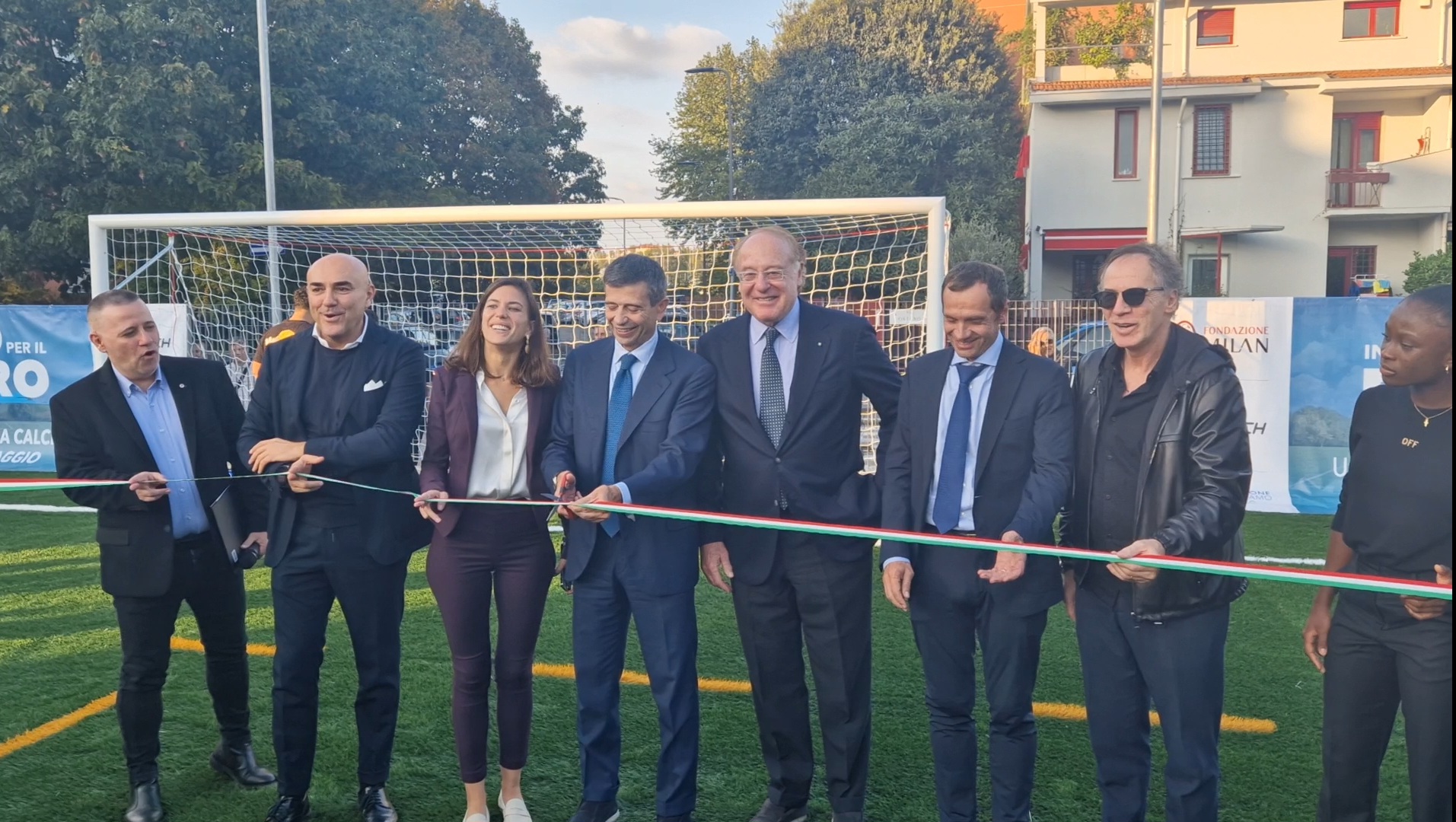 BAGGIO, INAUGURAZIONE NUOVO CAMPO CALCIO (FOTO 1)