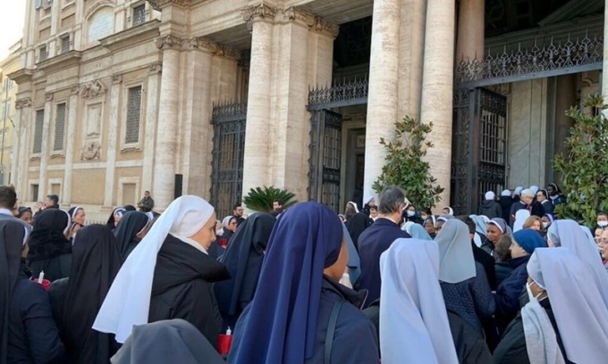 In Duomo sabato 1° febbraio il Giubileo della Vita Consacrata con l’Arcivescovo Mario Delpini
