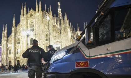 Una ragazza belga denuncia molestie e aggressioni in piazza Duomo a Capodanno