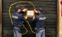 Ritrovo di pregiudicati e spacciatori: 15 giorni di chiusura per un bar di via Ricciarelli