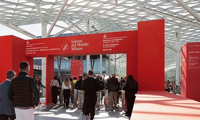 Milano, il design non conosce crisi: oltre 300mila visitatori per il Salone del Mobile, cinesi in testa. Regine del Fuorisalone Brera e Statale 