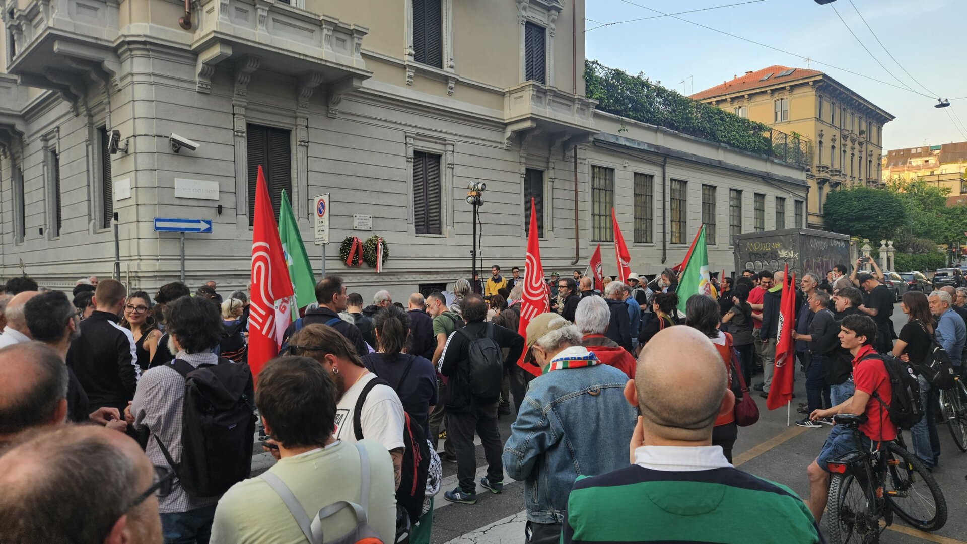 AMOROSO, COMMEMORAZIONE IN VIA GOLDONI (FOTO 3)