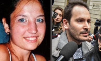 Caso Garlasco, nuova svolta nelle indagini: carabinieri a casa di Andrea Sempio e dei genitori. Si cerca l'arma del delitto