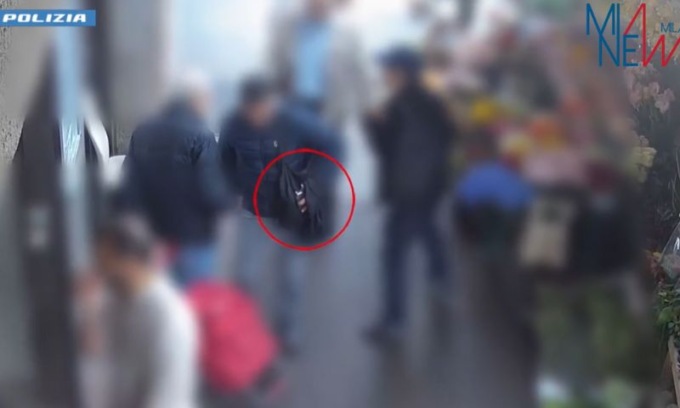 Tentato furto a 85enne in supermercato: arrestati tre ladri