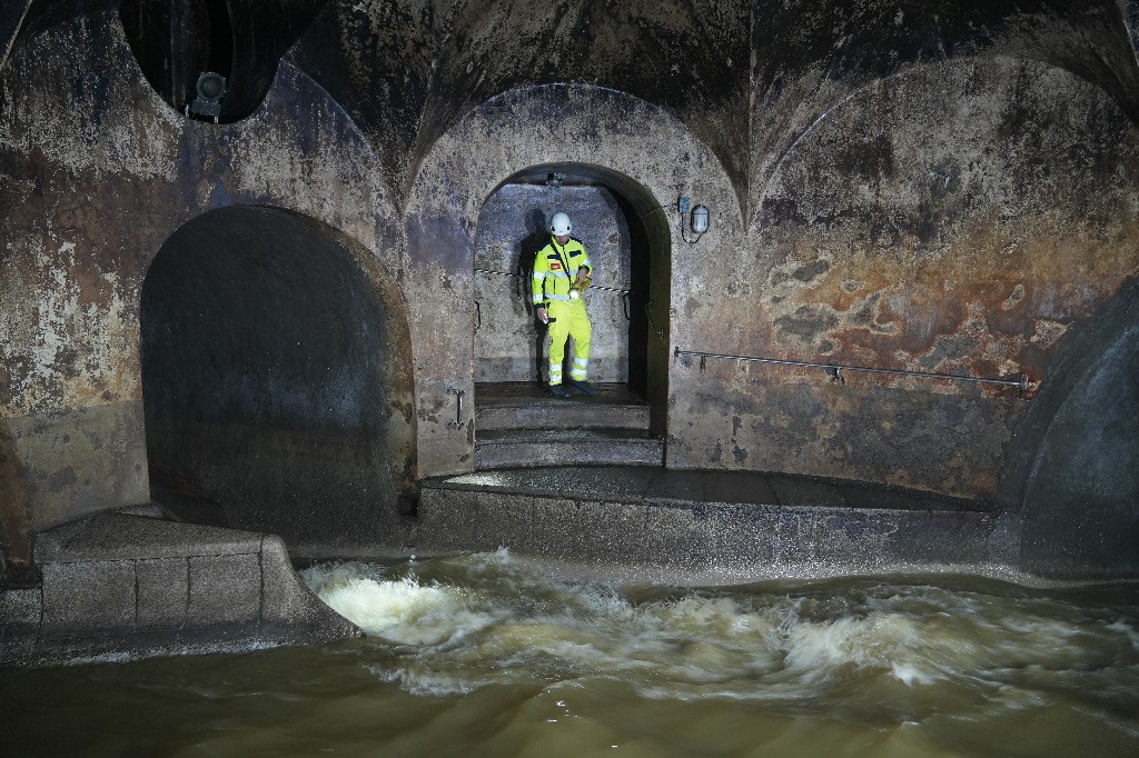 MM, ALLA CENTRALE DELL'ACQUA MOSTRA DI CHERCHI SU ATTIVITÀ PER LA CITTÀ (FOTO 3)
