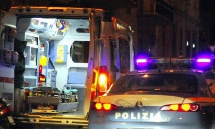 Accoltellato nella notte un 40enne in piazzale Maciachini: grave al Niguarda