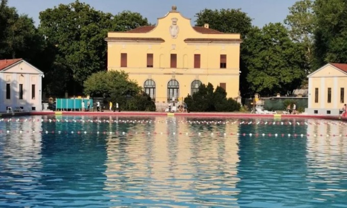 Vandali alla piscina Romano: impianto chiuso fino al 27 giugno
