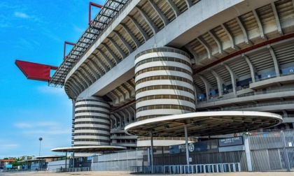 Vendita di San Siro, il Tar dà ragione al Comune e respinge la sospensiva. Il comitato SiMeazza rilancia la battaglia legale