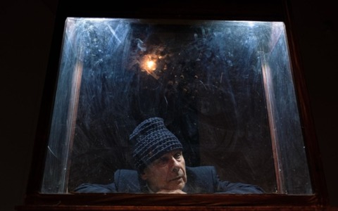 Al Teatro degli Angeli arriva il “Bar della Poesia”: tre serate tra versi, musica e vini d’autore