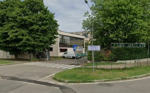 61enne morto schiacciato da una bobina in un’azienda del sud Milano: sopralluogo dell’Ats, 21 lavoratori in cassa integrazione