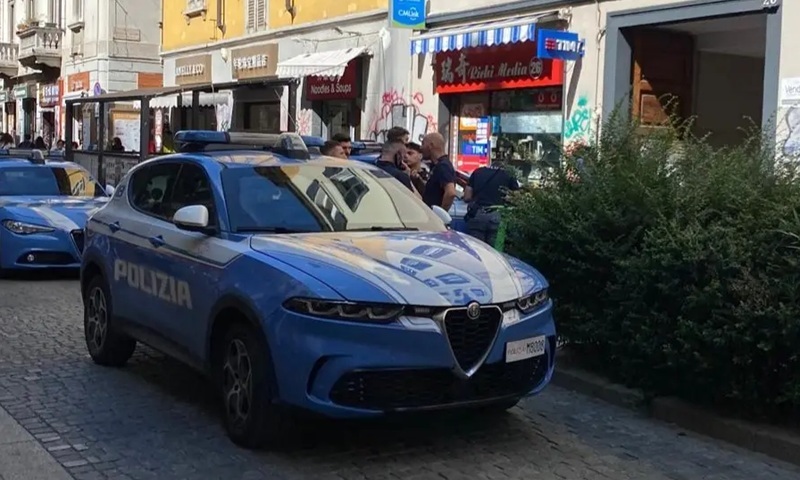 Parrucchiere aggredito con un machete in via Paolo Sarpi, 33enne arrestato per tentato omicidio
