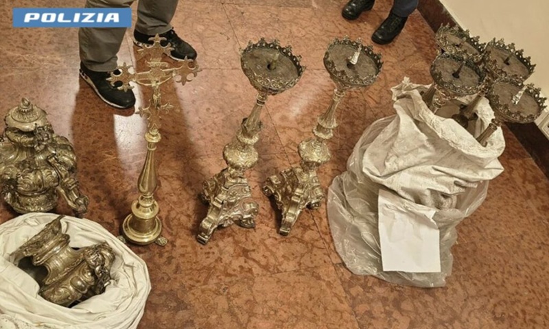 Oggetti sacri rubati in un santuario nella bergamasca ritrovati per strada in zona Niguarda