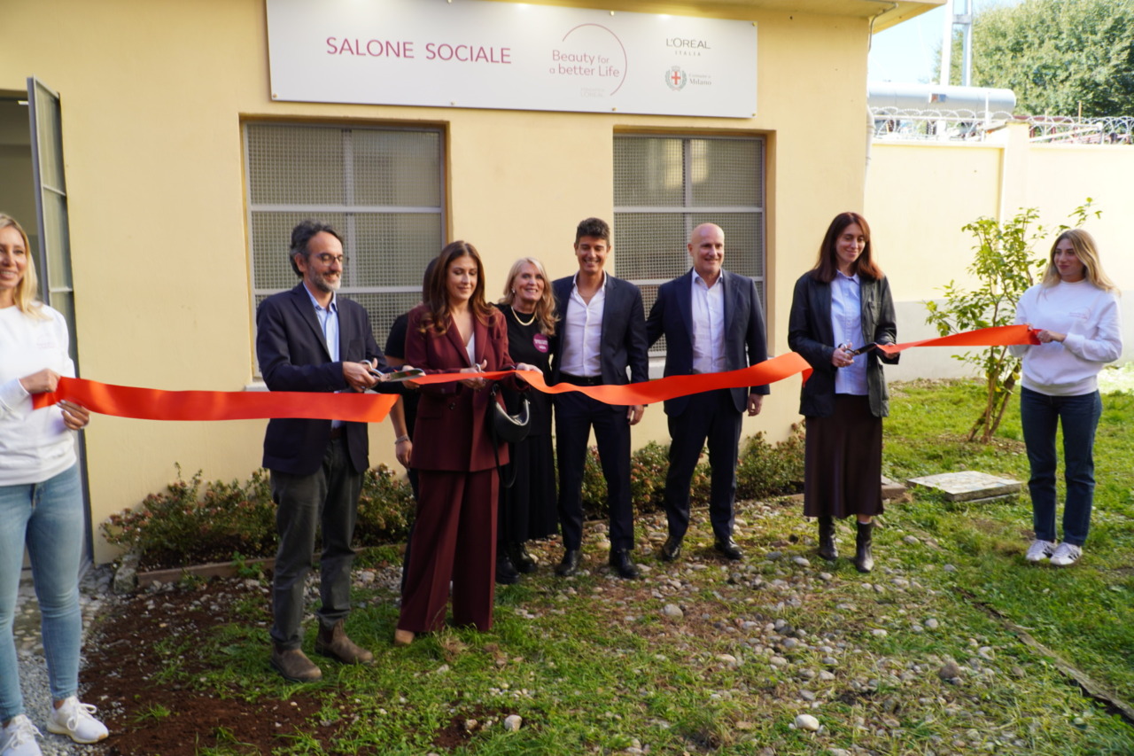 Aperto a Milano, con L’Oreal, il primo salone sociale in Italia