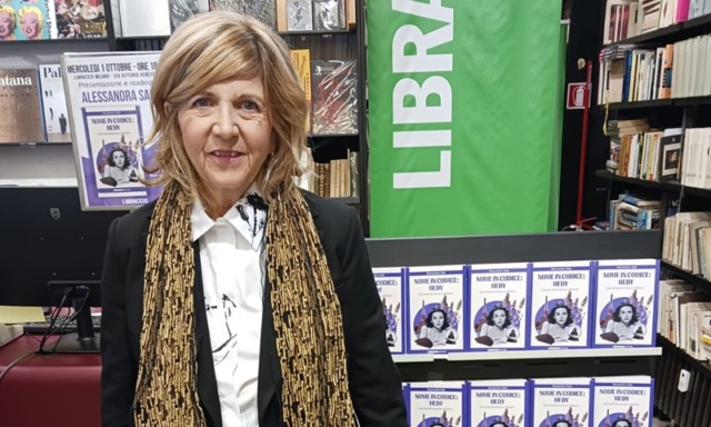 Una donna, attrice e scienziata del ‘900 ha inventato il Wi-Fi. La sua storia nell’ultimo libro di Alessandra Sala